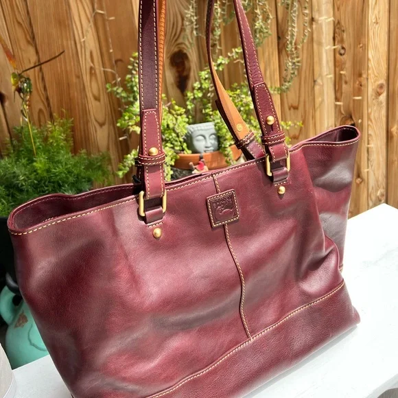 New Purse - Picture 2 of 6